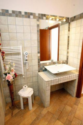 LUANA INN HOLIDAY